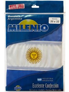 Bandera Argentina con Sol Milenio de Poliamida 20x32 cm.