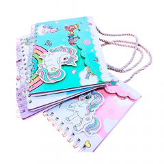 Libreta Colours Unicornio Con Cordón Y Manija x 60 Hojas Rayadas
